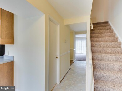 6360 Birch Leaf Ct unit 1B, Burke, VA 22015 - photo 3