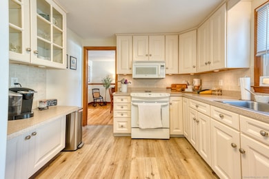 155 Prospect St, Wethersfield, CT 06109 - photo 3