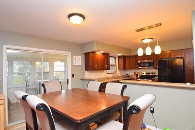 556 Round Table Dr, Nazareth, PA 18064 - photo 7