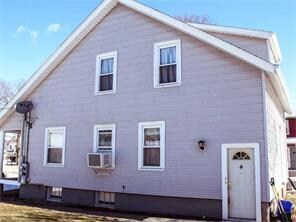 161 Columbine Ave, Pawtucket, RI 02861 - photo 4