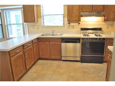 771 Quaker Ridge Ct, Columbus, OH 43230 - photo 4