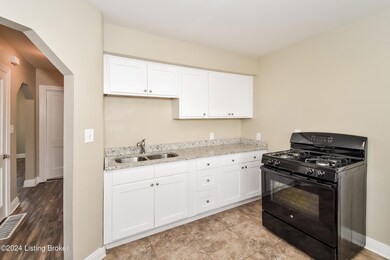 004-photo-kitchen-6749976