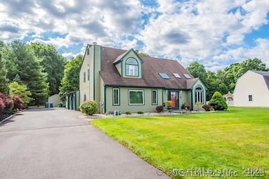 5 Stegos Dr, Wallingford, CT 06492 - photo 2