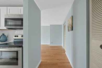 Fox Run unit E57, South Easton, MA 02375 - photo 2