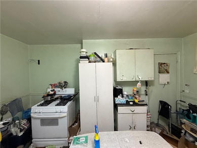 840-842 Windom St, Pittsburgh, PA 15203 - photo 4