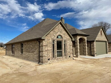 969 Avagail Ave, Springtown, TX 76082 - photo 5