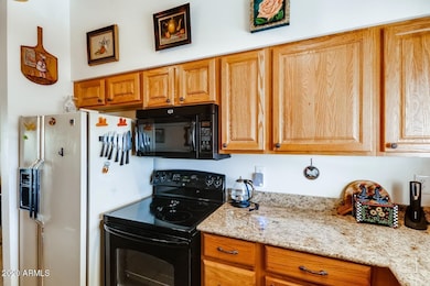 Kitchen w/Granite Counters