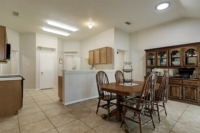 1410 Caslyn Dr, Rosenberg, TX 77471 - photo 7