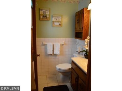 9113 Fremont Ave S, Bloomington, MN 55420 - photo 7