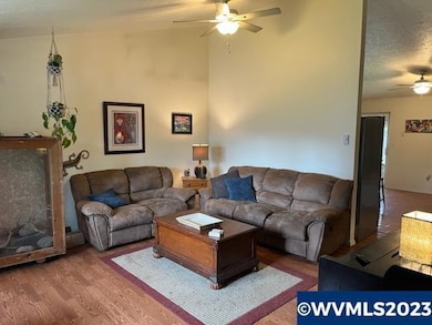 5444 Compton Ln SE, Salem, OR 97306 - photo 4