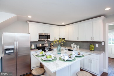 4640 Edgemont St, Philadelphia, PA 19137 - photo 7