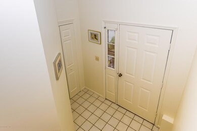 004_Foyer