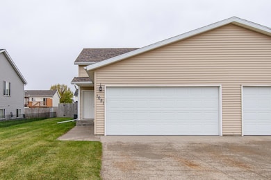 1051 38 1 2 Ave W, West Fargo, ND 58078 - photo 2
