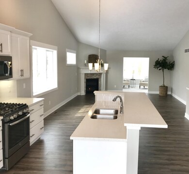 76 Round Hill Rd unit 20, Kalamazoo, MI 49009 - photo 2