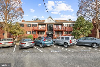 203 Skyhill Rd unit 8, Alexandria, VA 22314 - photo 2