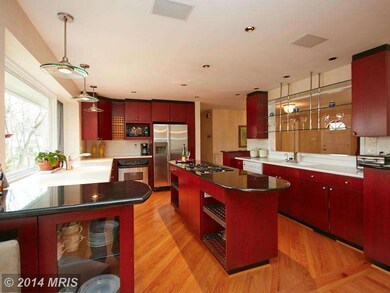 6134 Beachway Dr, Falls Church, VA 22041 - photo 7