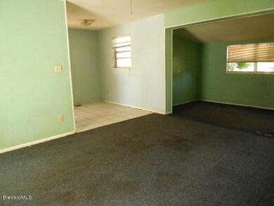 Living/Dining Room