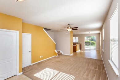 8863 Inlet Bluff Dr, Jacksonville, FL 32216 - photo 4