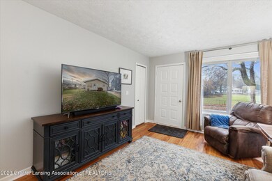 1214 E Hazel St, Lansing, MI 48912 - photo 7