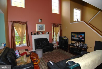 9806 Snowden Rd, Laurel, MD 20708 - photo 7