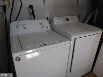 9407 5th St N, Laurel, MD 20723 - photo 6