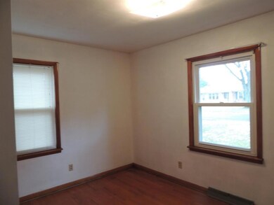 103 S Coventry Dr, Anderson, IN 46012 - photo 6