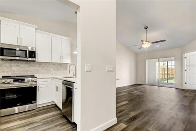 3253 Hibiscus Dr, Palm Harbor, FL 34684 - photo 3