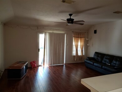 6027 Sattler Park Dr, Houston, TX 77086 - photo 6