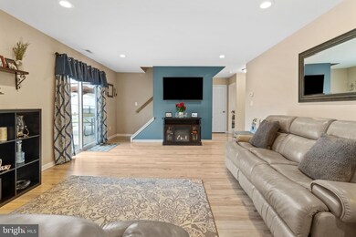 118 Idlewild Rd, Levittown, PA 19057 - photo 7