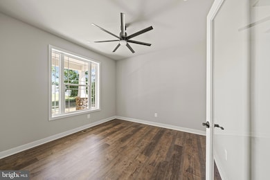 10105 Chapin Woods Place, Newburg, MD 20664 - photo 6