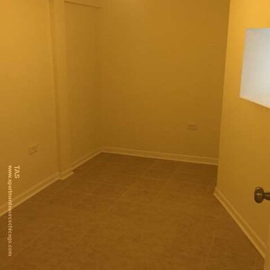 unlisted-address, Chicago, IL 60625 - photo 5