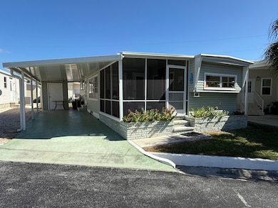 1919 Buccaneer Dr unit 17, Sarasota, FL 34231 - photo 2