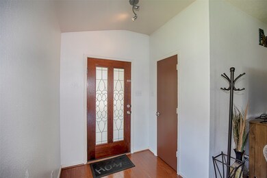 2807 Waterside Trail, Pearland, TX 77584 - photo 5