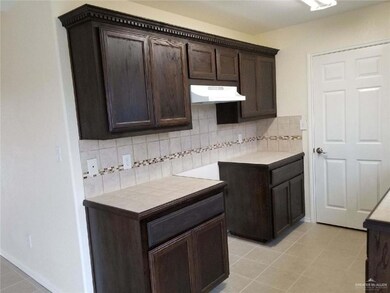 218 Fudge, Alamo, TX 78516 - photo 2