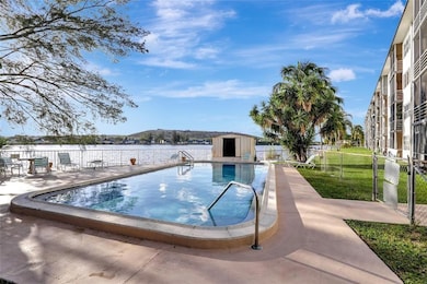 Wincast Arms North Condominiums unit 421, Deerfield Beach, FL 33064 - photo 4