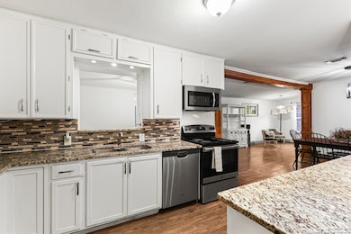 311 Hope Dr, San Antonio, TX 78228 - photo 4