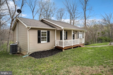 22 Billy Mitchell Dr, Front Royal, VA 22630 - photo 3