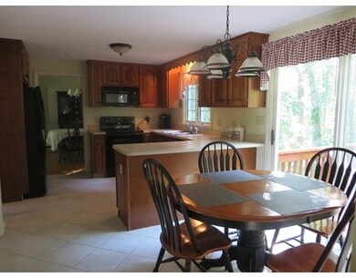 141 Beaver St, Milford, MA 01757 - photo 4