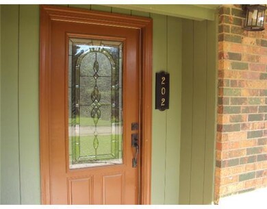 202 Fendler Pkwy, Pineville, LA 71360 - photo 2