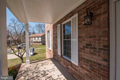 8 Beefwood Ct, Essex, MD 21221 - photo 5