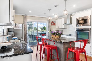 717 Canal Dr, Carolina Beach, NC 28428 - photo 5