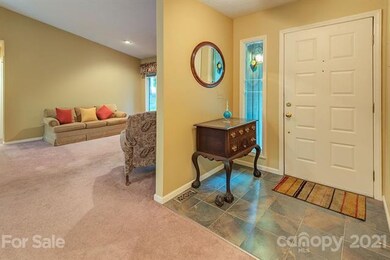 135 Shelly Dr, Hendersonville, NC 28792 - photo 6