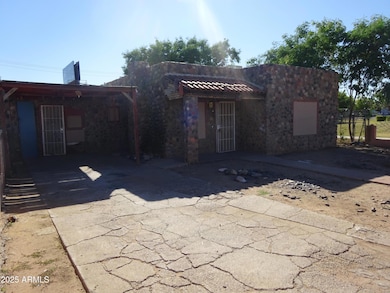 2821 E Adams St, Phoenix, AZ 85034 - photo 7