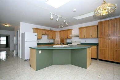 107 Martin Ln, Douglassville, PA 19518 - photo 5