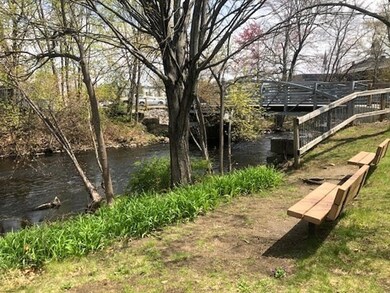 1 Florida Ct unit 5, Maynard, MA 01754 - photo 4