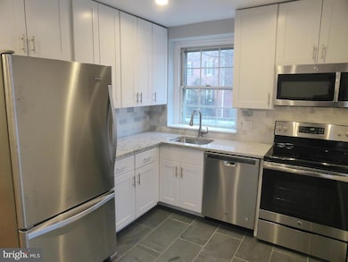 2916 S Buchanan St unit A2, Arlington, VA 22206 - photo 3