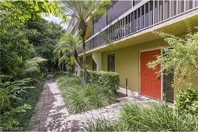 995 9th Ave S unit 5, Naples, FL 34102 - photo 2