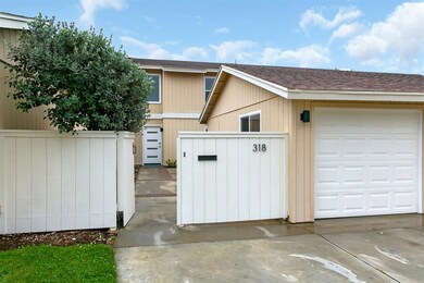 318 Village Run E, Encinitas, CA 92024 - photo 2