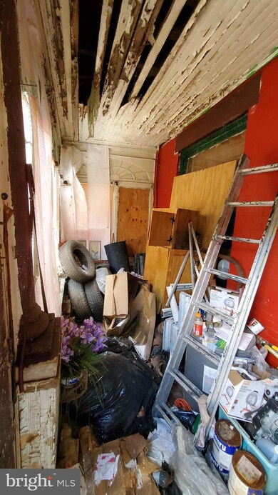 2324 Reed St, Philadelphia, PA 19146 - photo 2