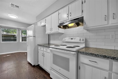 10306 Coralstone Rd, Houston, TX 77086 - photo 5